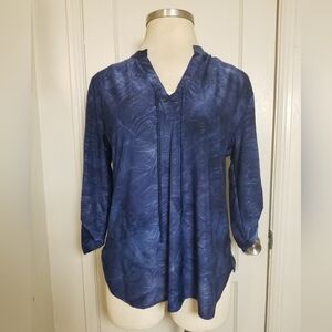 EVE & MADDIE XL blue Lace Up V Neck Roll Tab Blouse